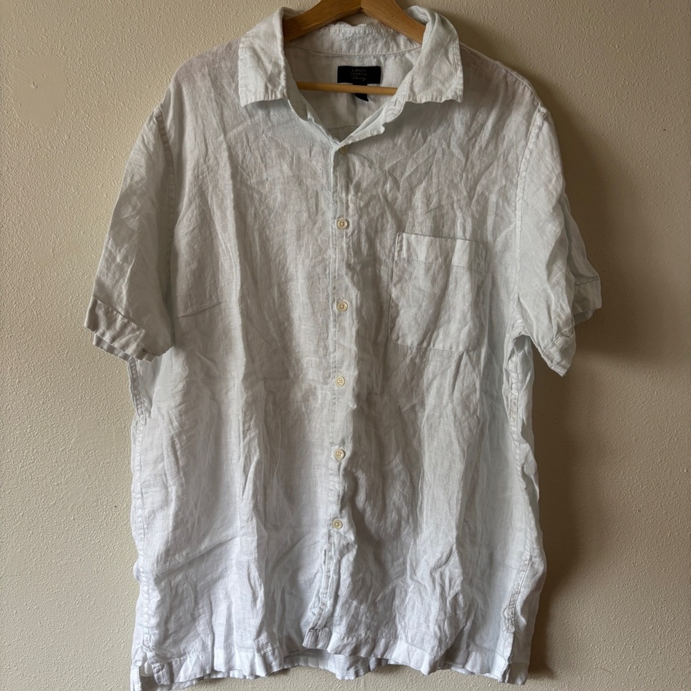 White linen short sleeve button up | Mens XXL